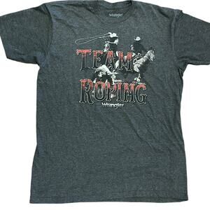 Wrangler Adult Large Super Soft Gray T Shirt with Team Roping Graphic